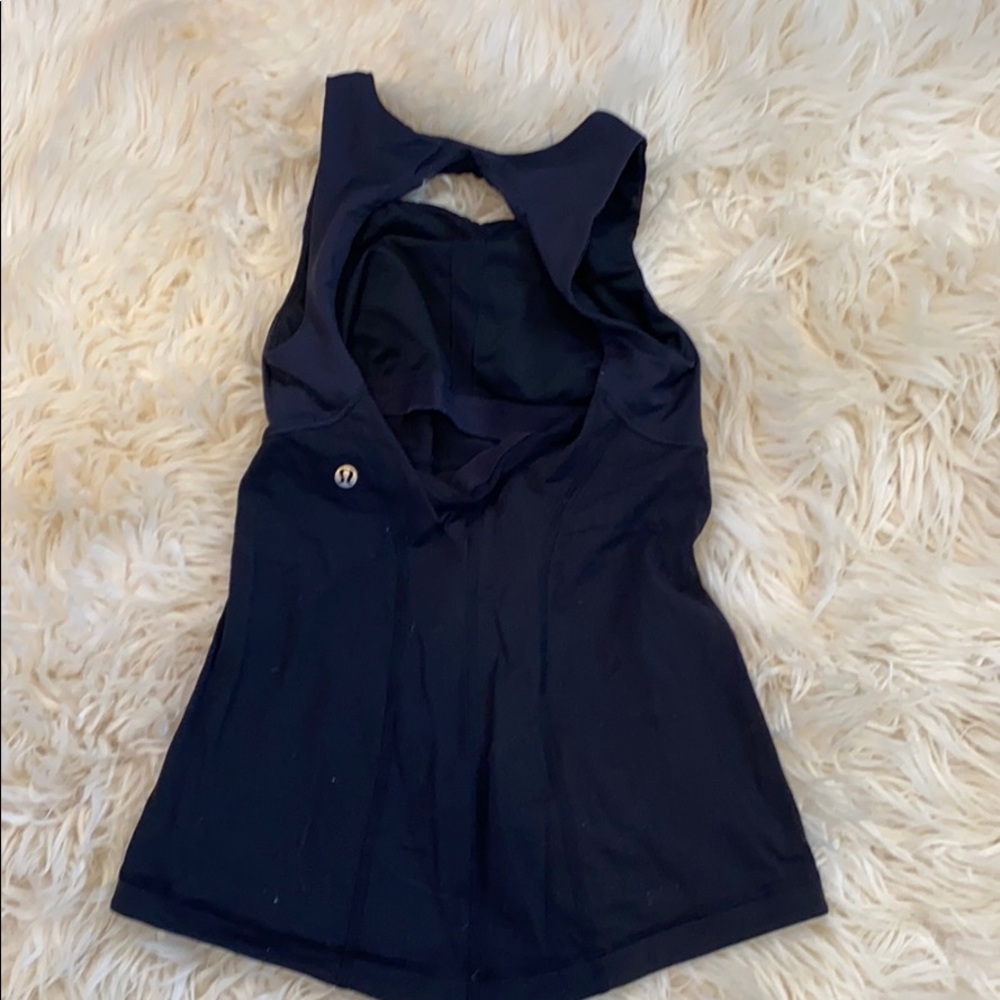 Lululemon tank top with keyhole back